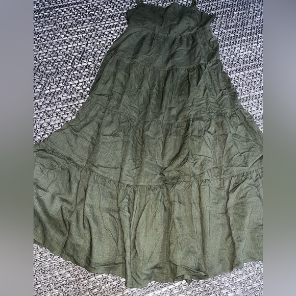 Fashion Nova | Green Maxi Dress - Picture 2 of 10